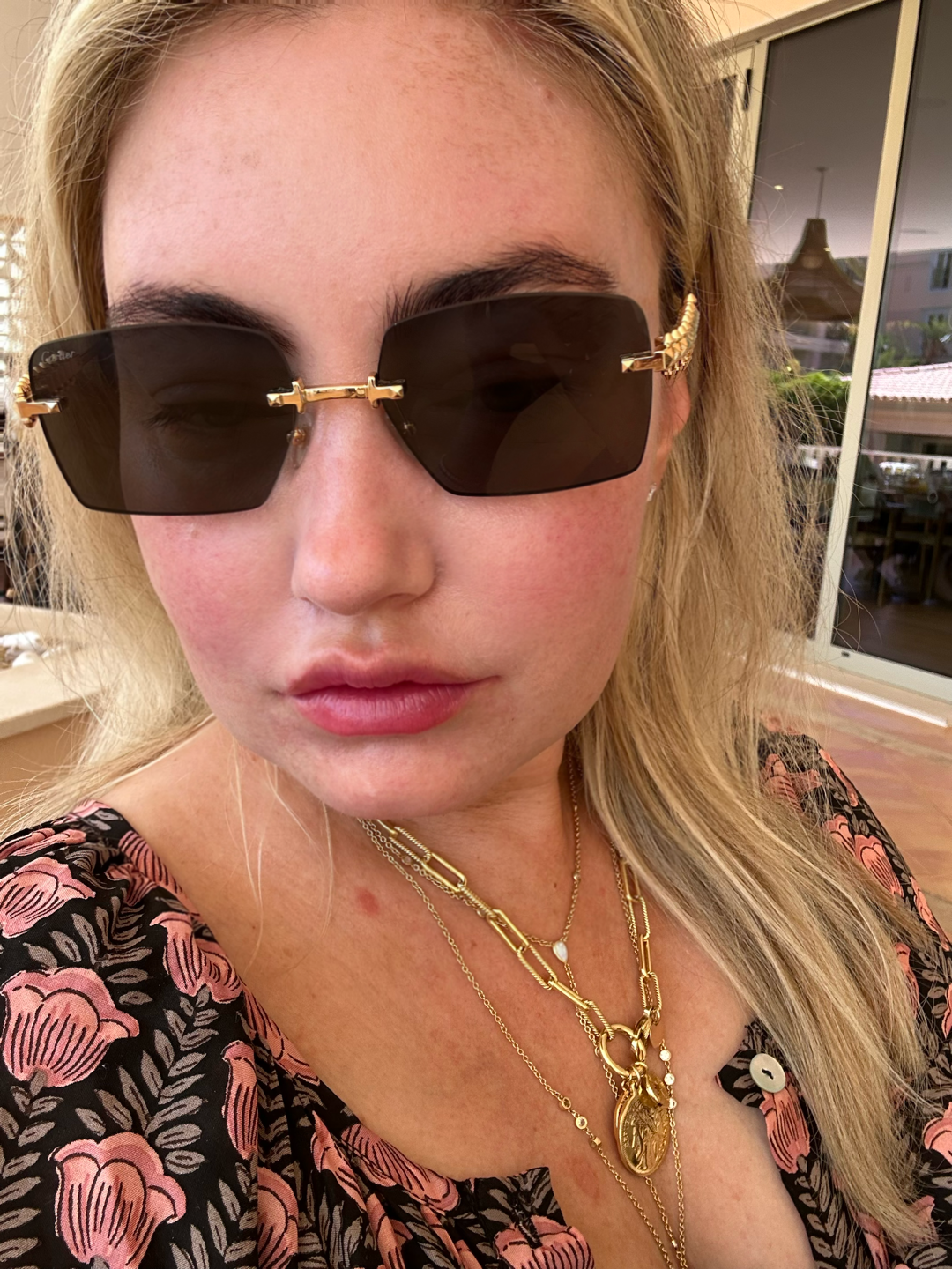 CALYPSO II from IFI BIJOUX’s Sky Stack — an 18k gold-filled twisted rope chain with a removable charm holder and three symbolic charms. Grace in motion. Glamour on arrival.