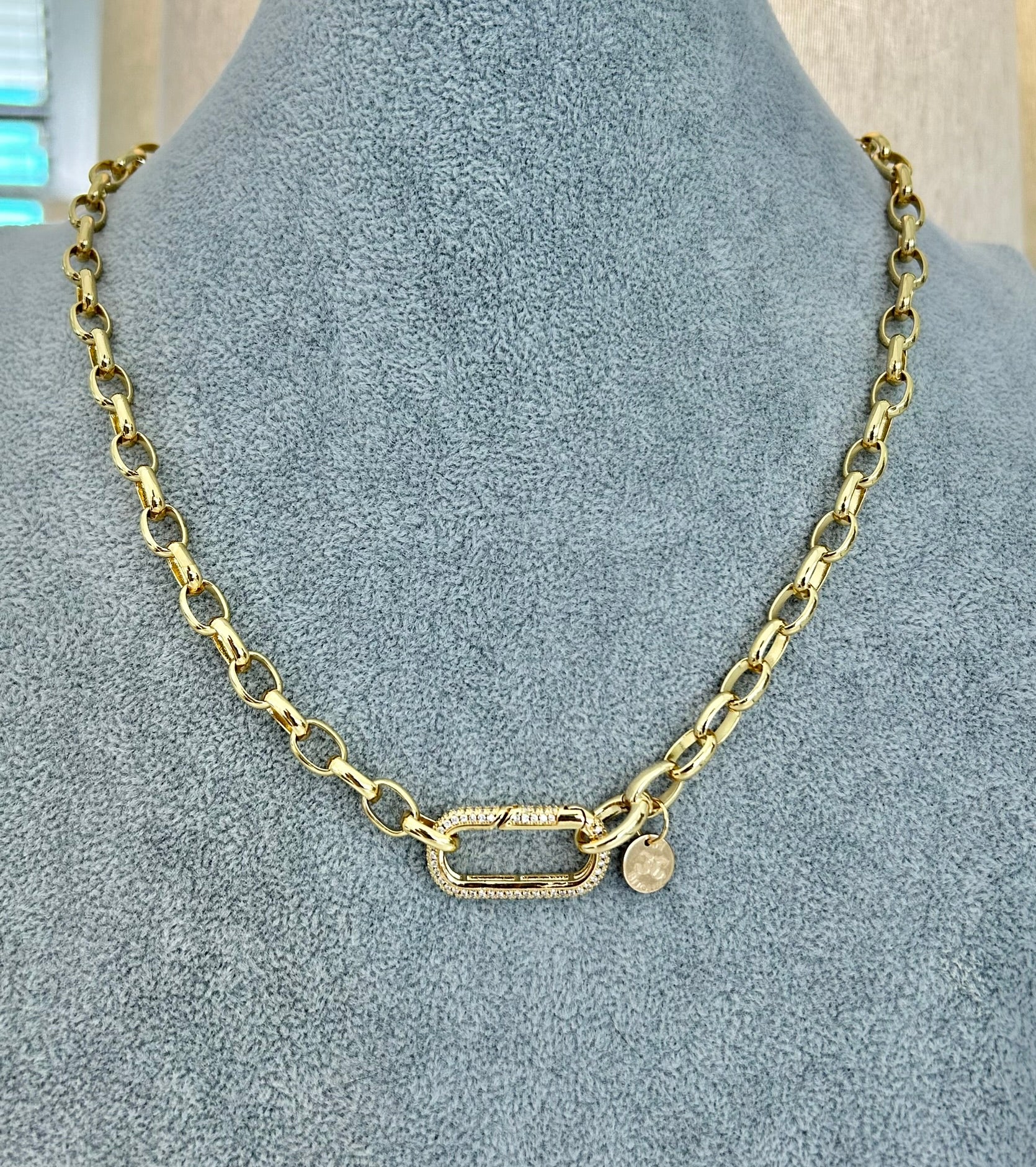 AERIS II — 18K Gold-Filled Medium Oval-Link Chain Necklace with