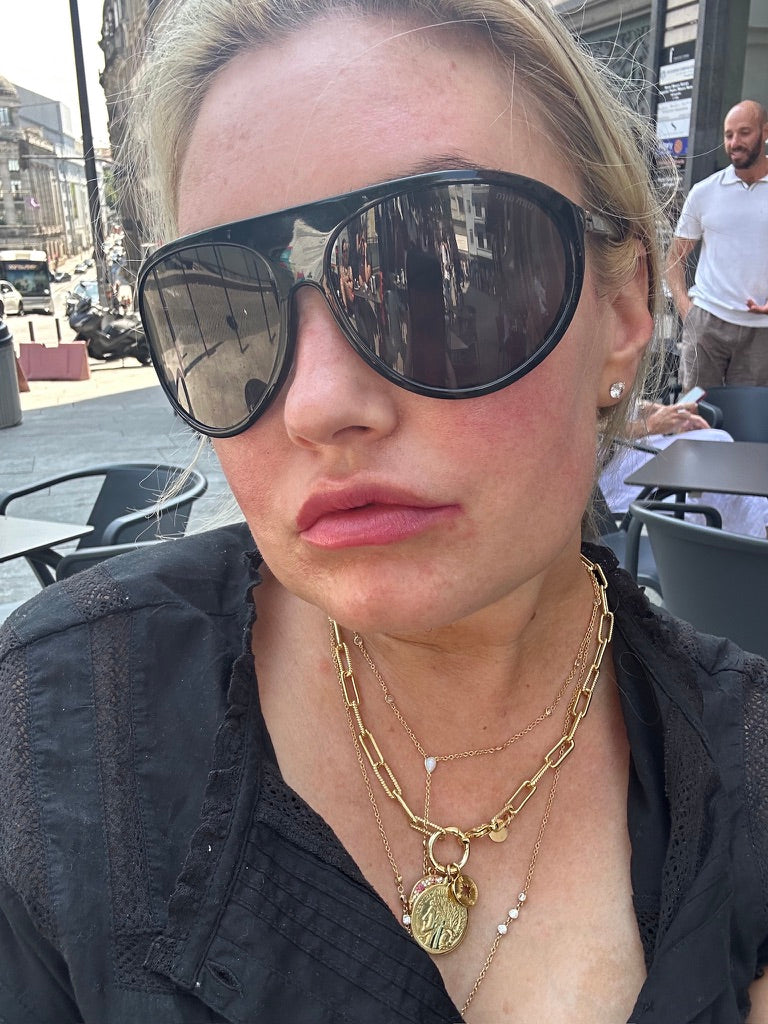 CALYPSO II from IFI BIJOUX’s Sky Stack — an 18k gold-filled twisted rope chain with a removable charm holder and three symbolic charms. Grace in motion. Glamour on arrival.